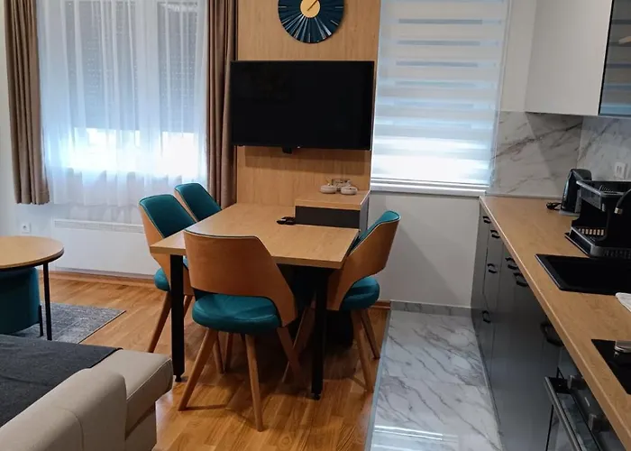 Lägenhet Zlatiborska Panorama